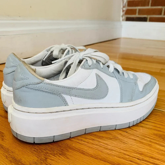 Air Jordan 1 Elevate Low Women's Size 8.5 White/Wolf Grey-White DH7004-100 - Picture 13 of 16